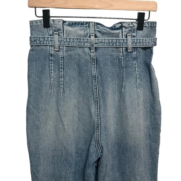 Abercrombie and Fitch Paper Bag Waist Mom Jean - Picture 5 of 9